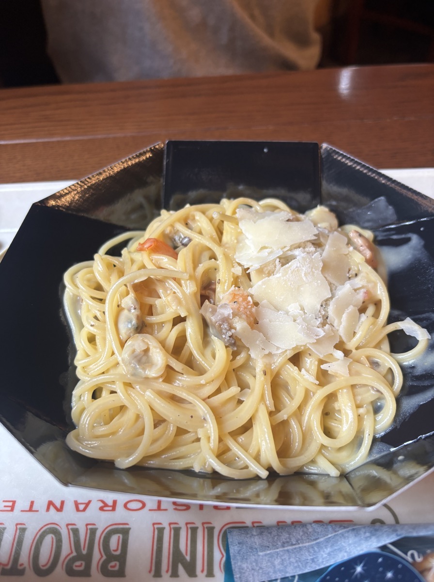 ディズニーシー ザンビーニ・ブラザーズ パスタ